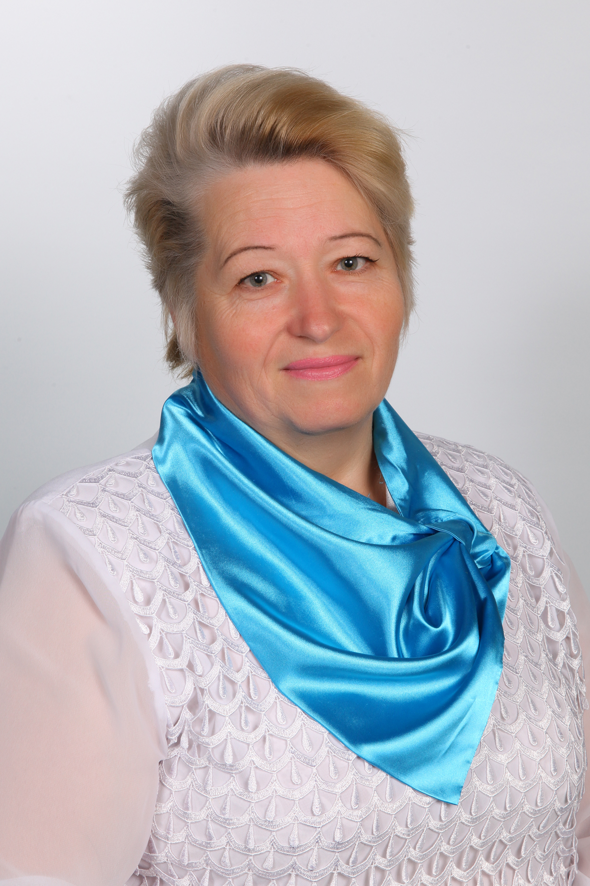 Попова Любовь Николаевна.